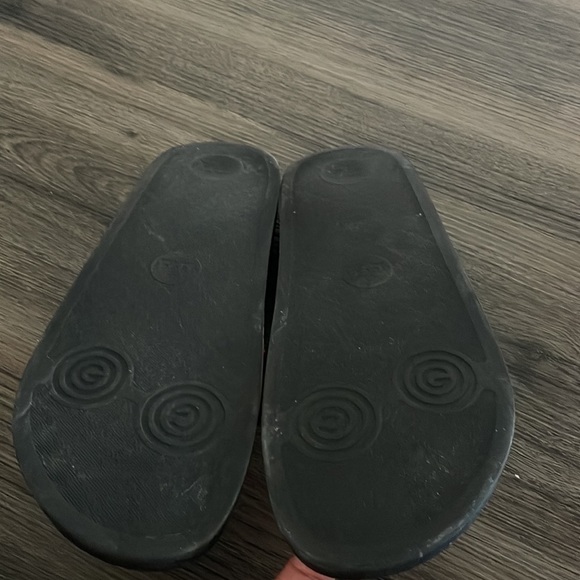 Gucci slides main image 6